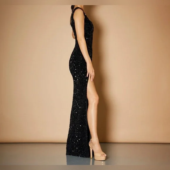Helsi Marilyn Sequin Gown In Black Maxi dress with slit Size XS Preloved - Picture 2 of 8
